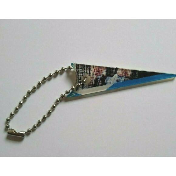 Spider-Man Pinball Machine Keychain Game Plastic Promo FlagF Original #7 - Picture 1 of 4